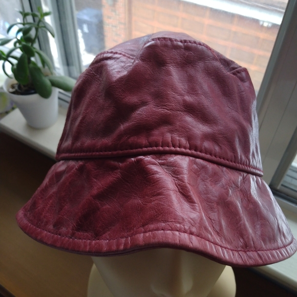 Redish / Brown Leather Bucket Hat with lining - Picture 2 of 5